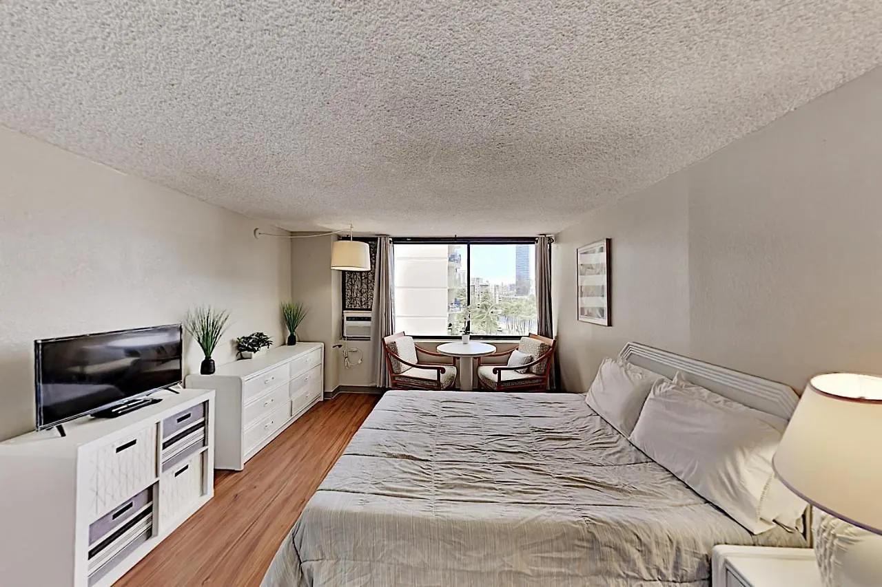 Hawaiian Monarch 916 Condo Honolulu United States